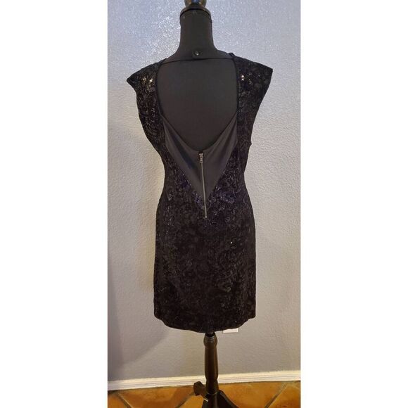 Alice + Olivia Black Sequin Velvet Mesh Open Back Mini Dress Size Large - Picture 7 of 12